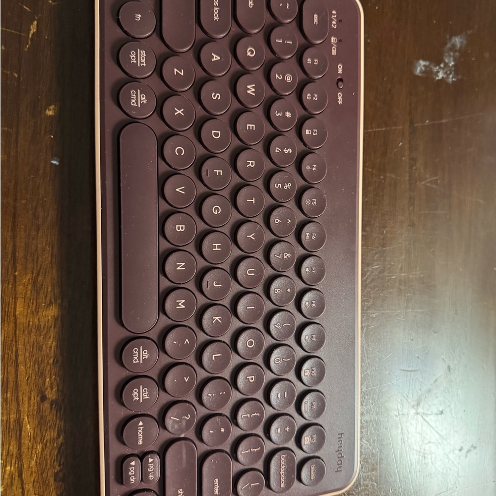 Logitech Wireless Keyboard in Burgundy